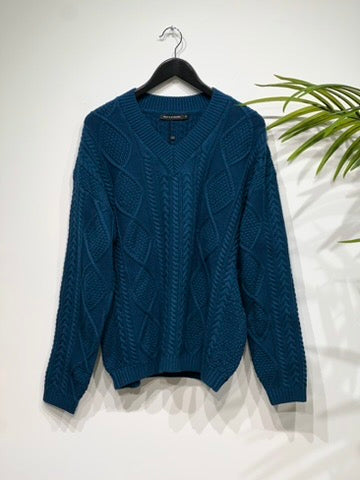 TAKASHI V-NECK KNIT