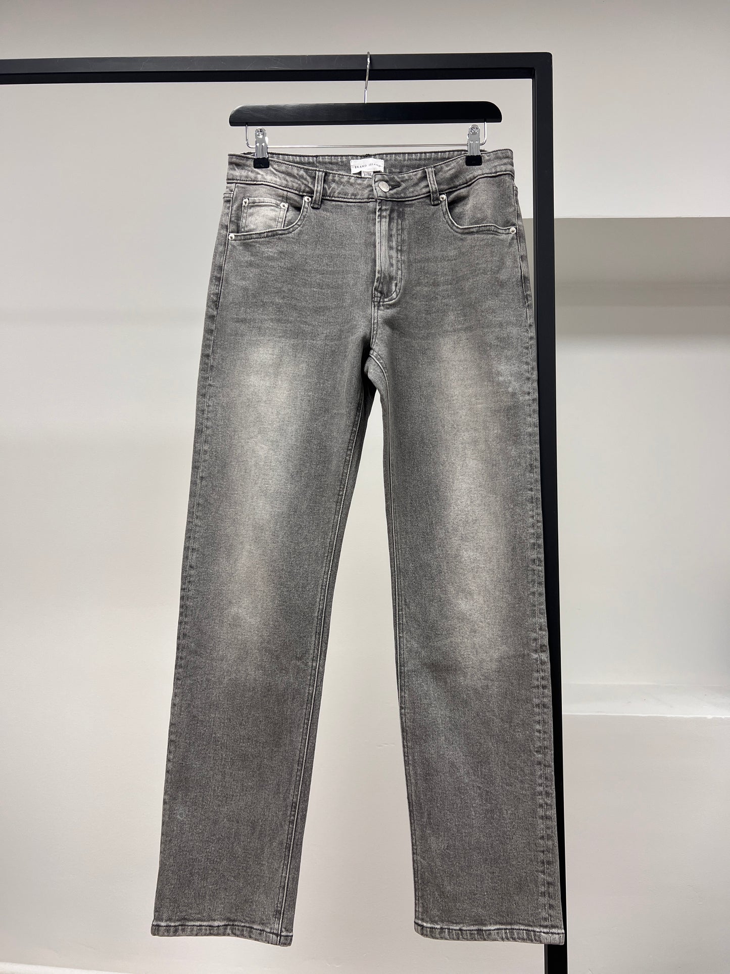 LUCAS STRAIGHT JEANS