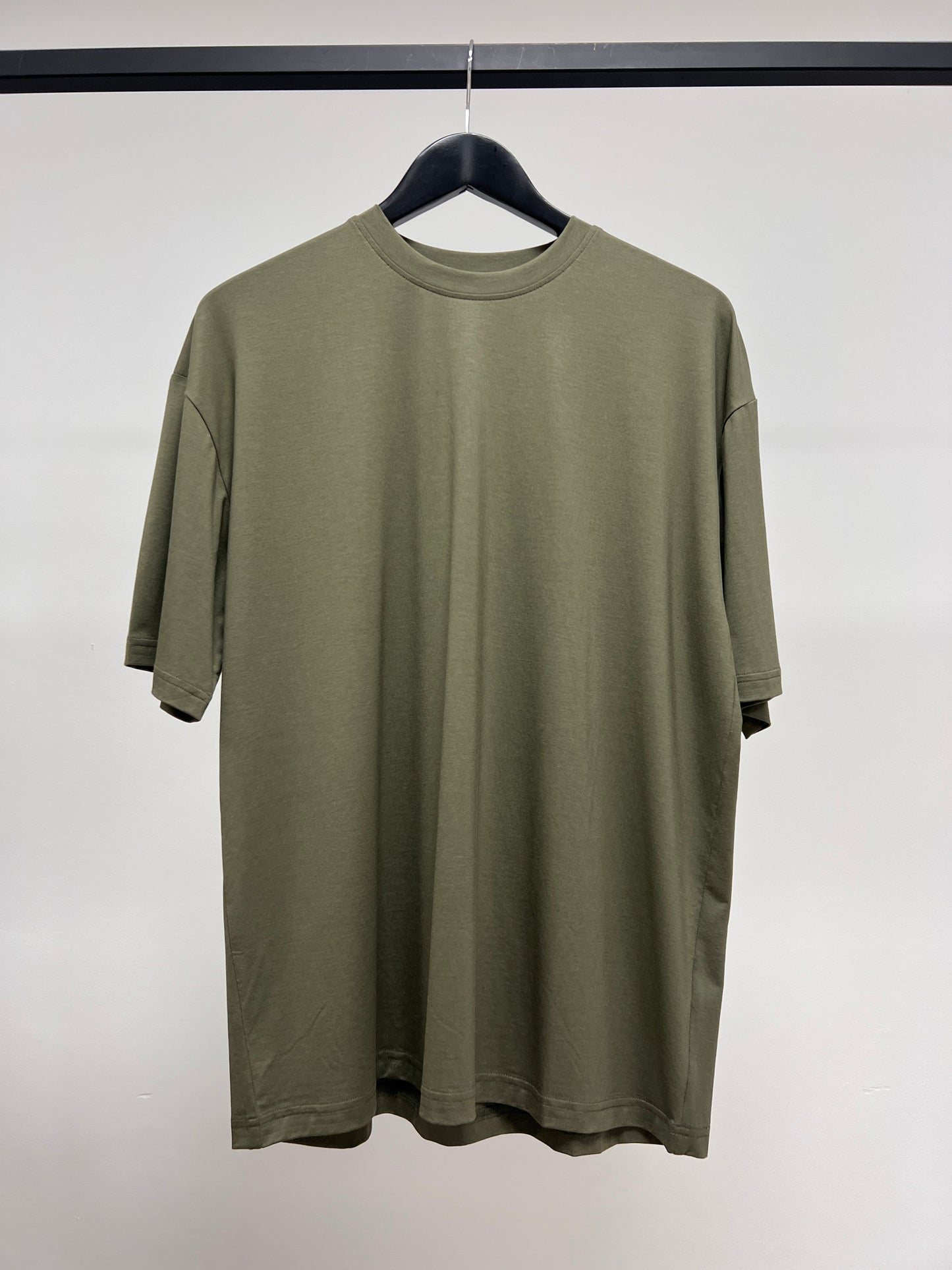 ROWEN PREMIUM T-SHIRT