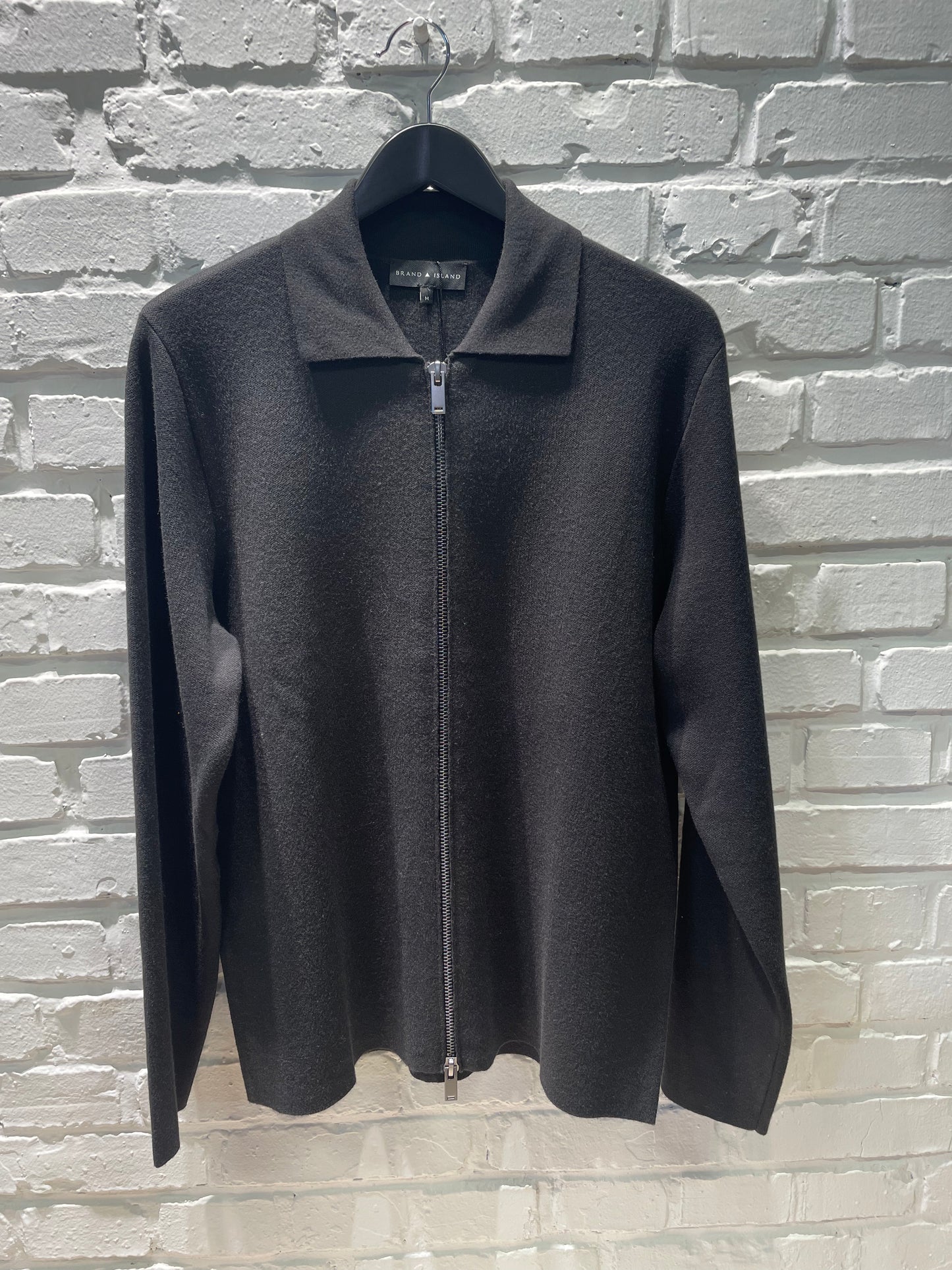 LEO ZIP KNIT