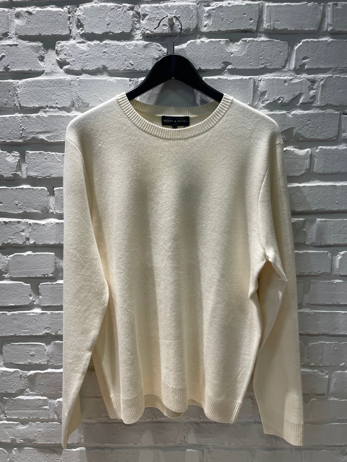 LEO O-NECK KNIT